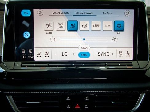 New 2026 Volkswagen Atlas SE image 40