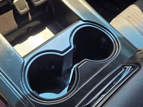 Used 2015 GMC Yukon SLE w/ HD Trailering Package image 11