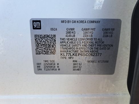 Used 2025 Chevrolet Trax ACTIV w/ Sunroof Package FWD image 35