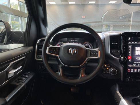 Used 2021 RAM 1500 Big Horn AWD/4WD image 18