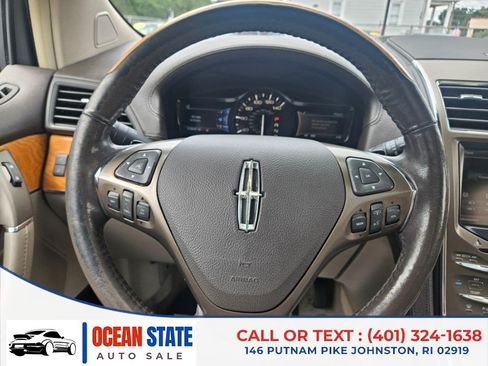 Used 2014 Lincoln MKX AWD w/ Equipment Group 102A image 20