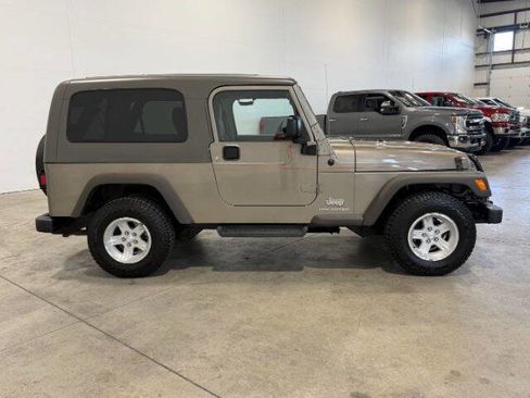 Used 2006 Jeep Wrangler Unlimited AWD/4WD image 7