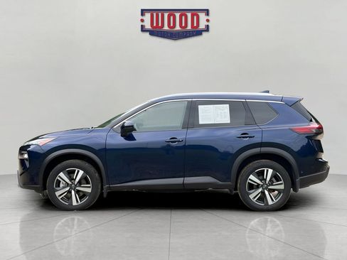 Used 2025 Nissan Rogue SL w/ Tech Package AWD/4WD image 4