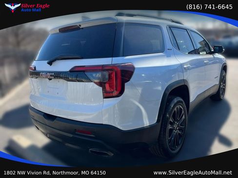 Used 2022 GMC Acadia SLT w/ Elevation Edition FWD image 4