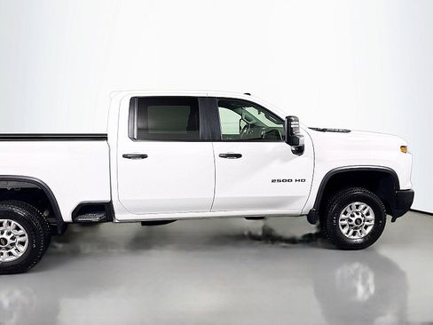 Used 2025 Chevrolet Silverado 2500 W/T image 8