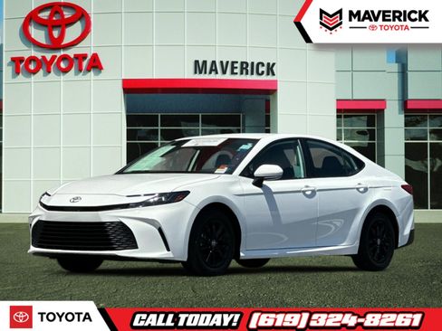 Used 2025 Toyota Camry LE FWD image 1