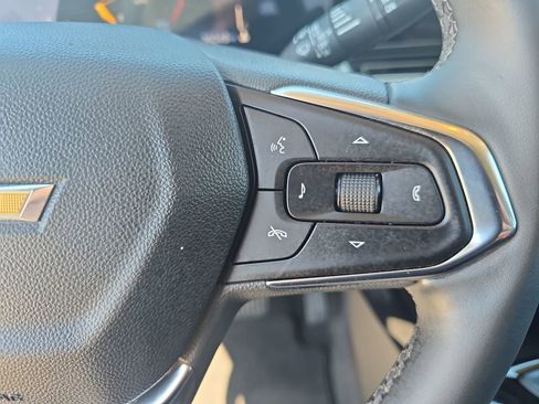 Used 2025 Chevrolet Trax LT w/ LT Convenience Package FWD image 19