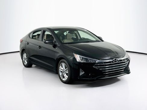 Used 2020 Hyundai Elantra Value Edition FWD image 3