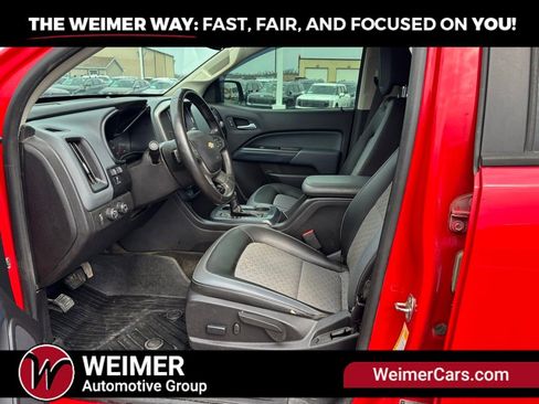 Used 2018 Chevrolet Colorado Z71 AWD/4WD image 11