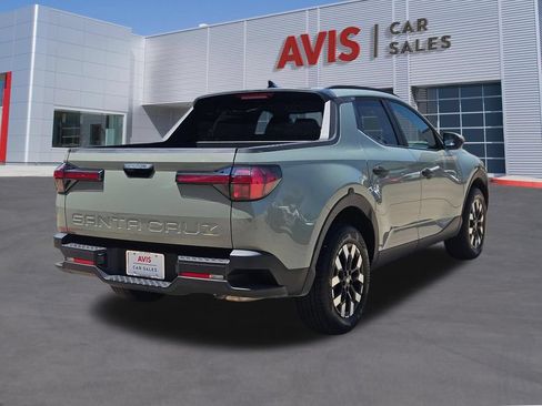 Used 2025 Hyundai Santa Cruz SEL FWD image 6