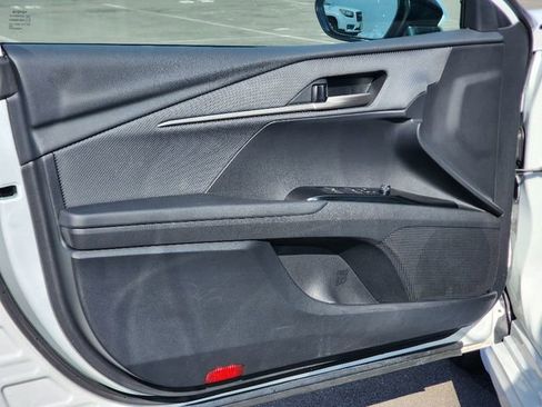 Used 2025 Toyota Camry SE image 18