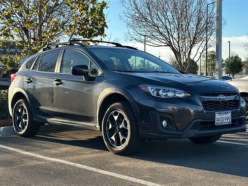 Used 2019 Subaru Crosstrek 2.0i Premium image 2