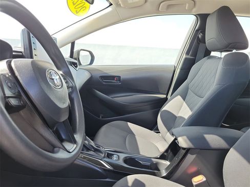 Certified 2022 Toyota Corolla LE image 20