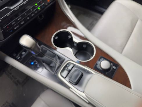 Used 2017 Lexus RX 350 FWD w/ Premium Package image 56