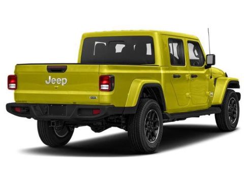 Used 2023 Jeep Gladiator Overland image 2