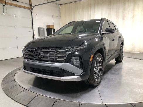 New 2025 Hyundai Tucson Limited image 3
