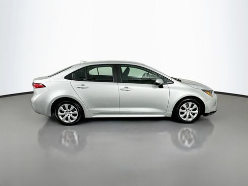 Used 2024 Toyota Corolla LE FWD image 4