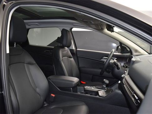 Certified 2026 Kia Sportage SX image 12