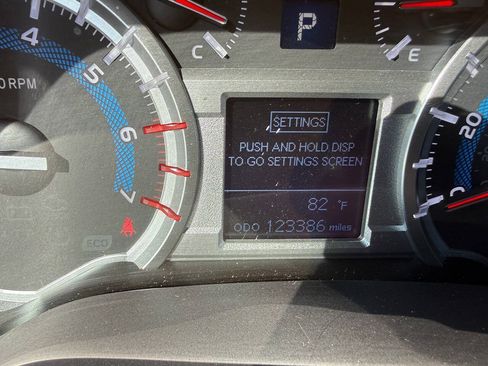 Used 2014 Toyota 4Runner Trail AWD/4WD image 63