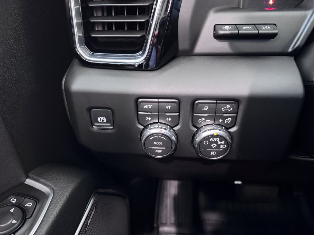 Certified 2026 GMC Sierra 1500 Denali AWD/4WD image 26
