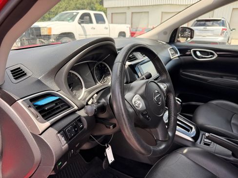 Used 2019 Nissan Sentra SL w/ Exterior Package FWD image 17