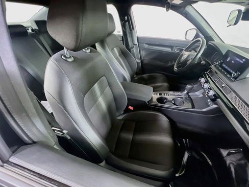 Used 2023 Honda Civic Sport image 25