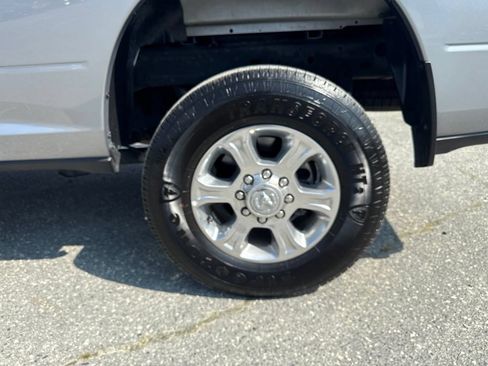 Used 2024 RAM 2500 Big Horn w/ Safety Group AWD/4WD image 27