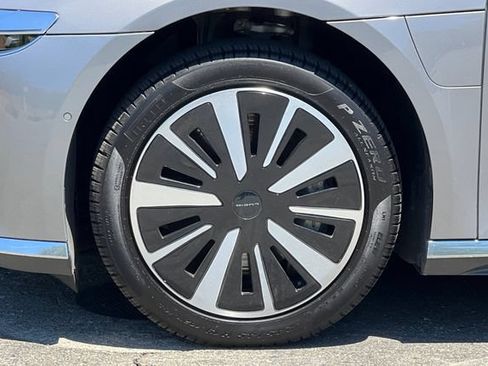 Used 2024 Lucid Air Touring AWD/4WD image 29
