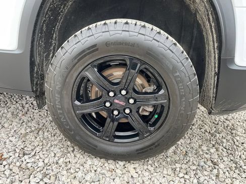 Used 2022 GMC Acadia AT4 AWD/4WD image 19