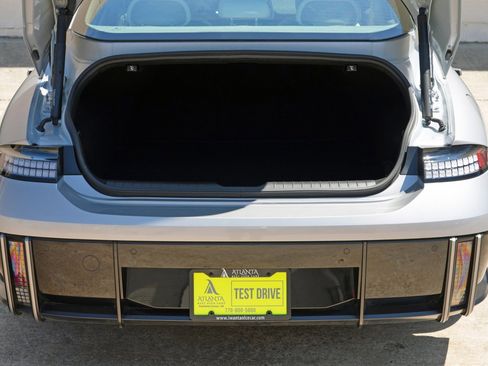 Used 2023 Hyundai Ioniq 6 SEL RWD image 9