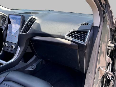 Used 2024 Ford Edge SEL w/ Convenience Package AWD/4WD image 17