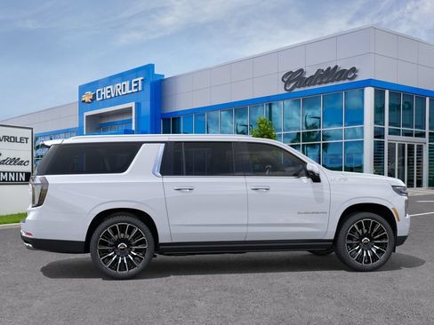 New 2026 Chevrolet Suburban High Country AWD/4WD image 6
