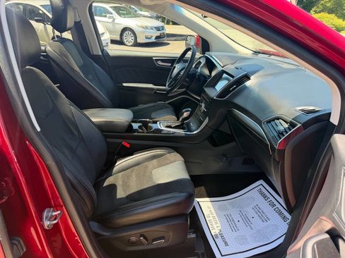 Used 2018 Ford Edge Sport w/ Equipment Group 401A AWD/4WD image 23