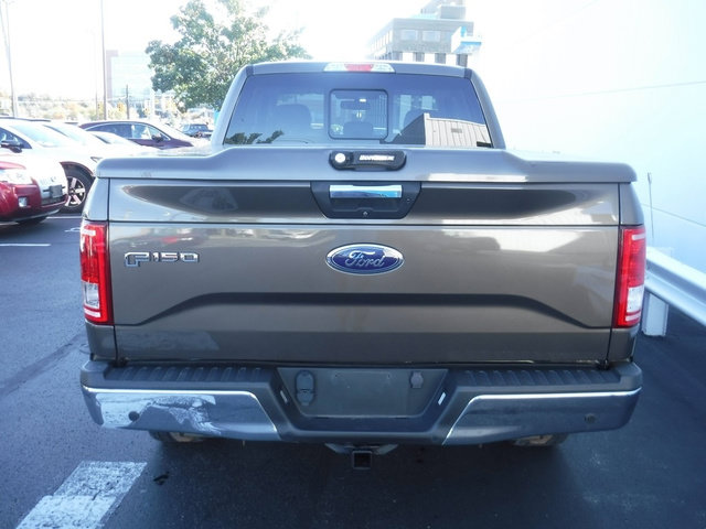 Used 2017 Ford F150 XLT w/ Equipment Group 302A Luxury AWD/4WD image 16
