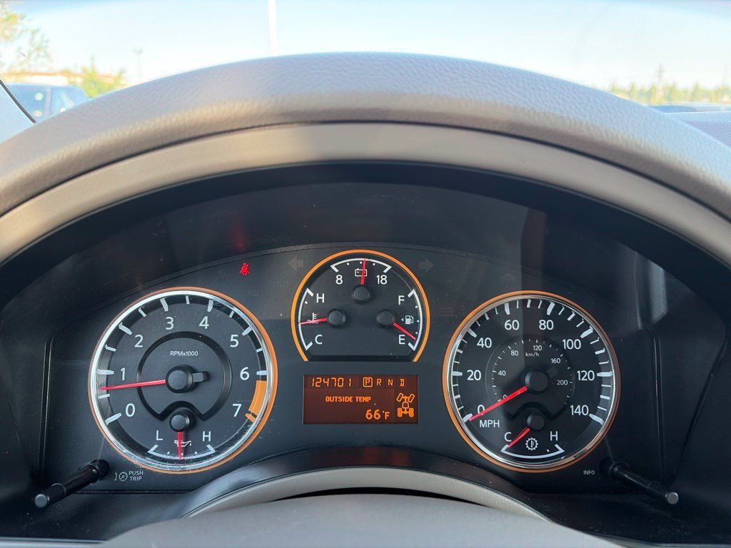 Used 2015 Nissan Armada Platinum AWD/4WD image 6