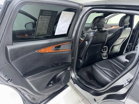 Used 2018 Lincoln MKX Reserve w/ Driver Assistance Package image 24