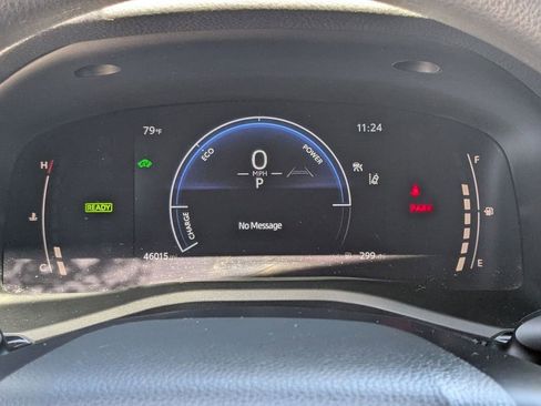 Used 2025 Toyota Camry LE image 18