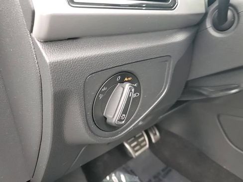 Used 2023 Volkswagen Atlas Cross Sport SEL image 11