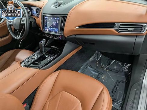 Used 2022 Maserati Levante Modena AWD/4WD image 29