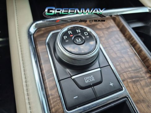 Used 2020 Ford Expedition Platinum RWD image 9