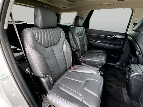 Used 2024 Hyundai Palisade Limited AWD/4WD image 20