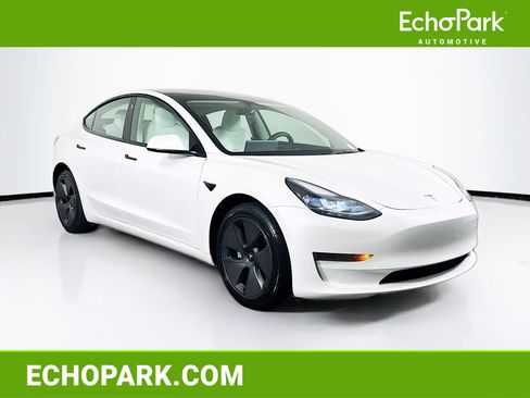 Used 2023 Tesla Model 3 Standard Range RWD image 1