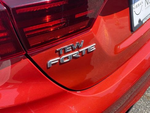 Used 2023 Kia Forte GT-Line w/ GT-Line Premium Package FWD image 27