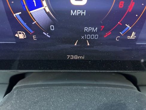 Used 2026 Chevrolet Traverse LT w/ Sun and Wheel Package image 15