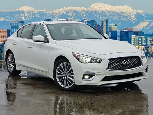 Used 2022 INFINITI Q50 Luxe w/ Cargo Package image 1