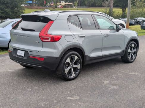 Used 2026 Volvo XC40 B5 Plus AWD/4WD image 6