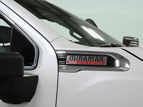 Used 2023 GMC Sierra 2500 Denali w/ Denali Ultimate Package image 34