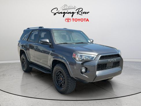 Used 2023 Toyota 4Runner SR5 Premium w/ Moonroof Package AWD/4WD image 1