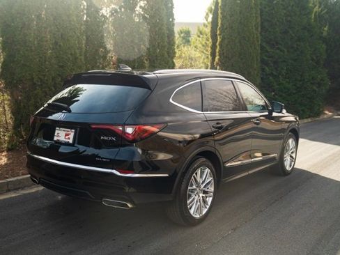 Used 2023 Acura MDX SH-AWD w/ Advance Package image 10