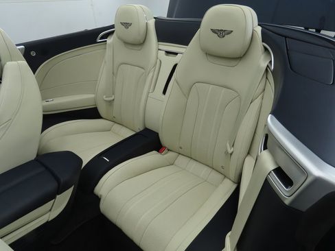 Certified 2022 Bentley Continental GT image 29